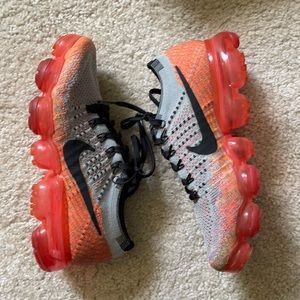 Nike Women’s Vapor Max flyknit